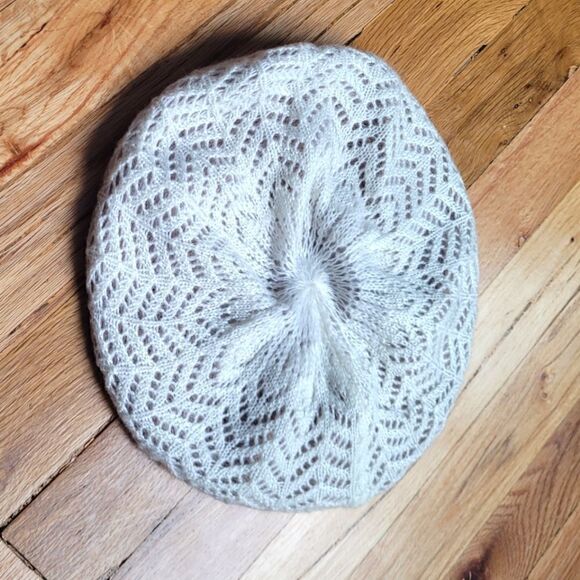 Gorgeous Knit Beret Lined for Multi-Color - Picture 1 of 4
